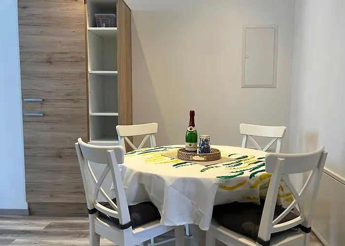 Am Schlossgarten Apartman